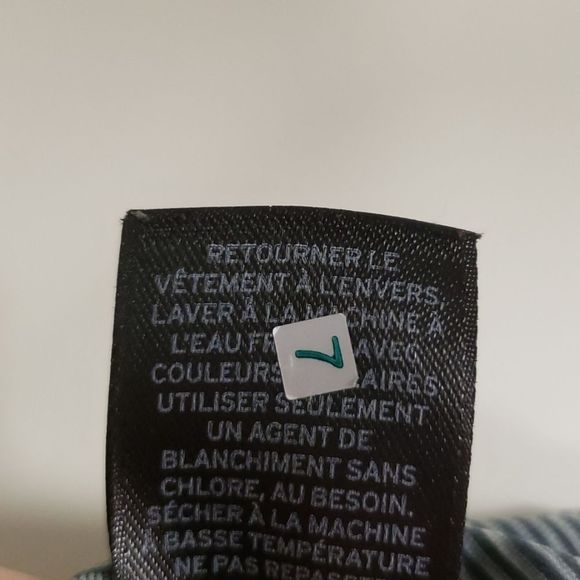 Zella 💟 Grey Striped Racertop Tank Top - Picture 11 of 12